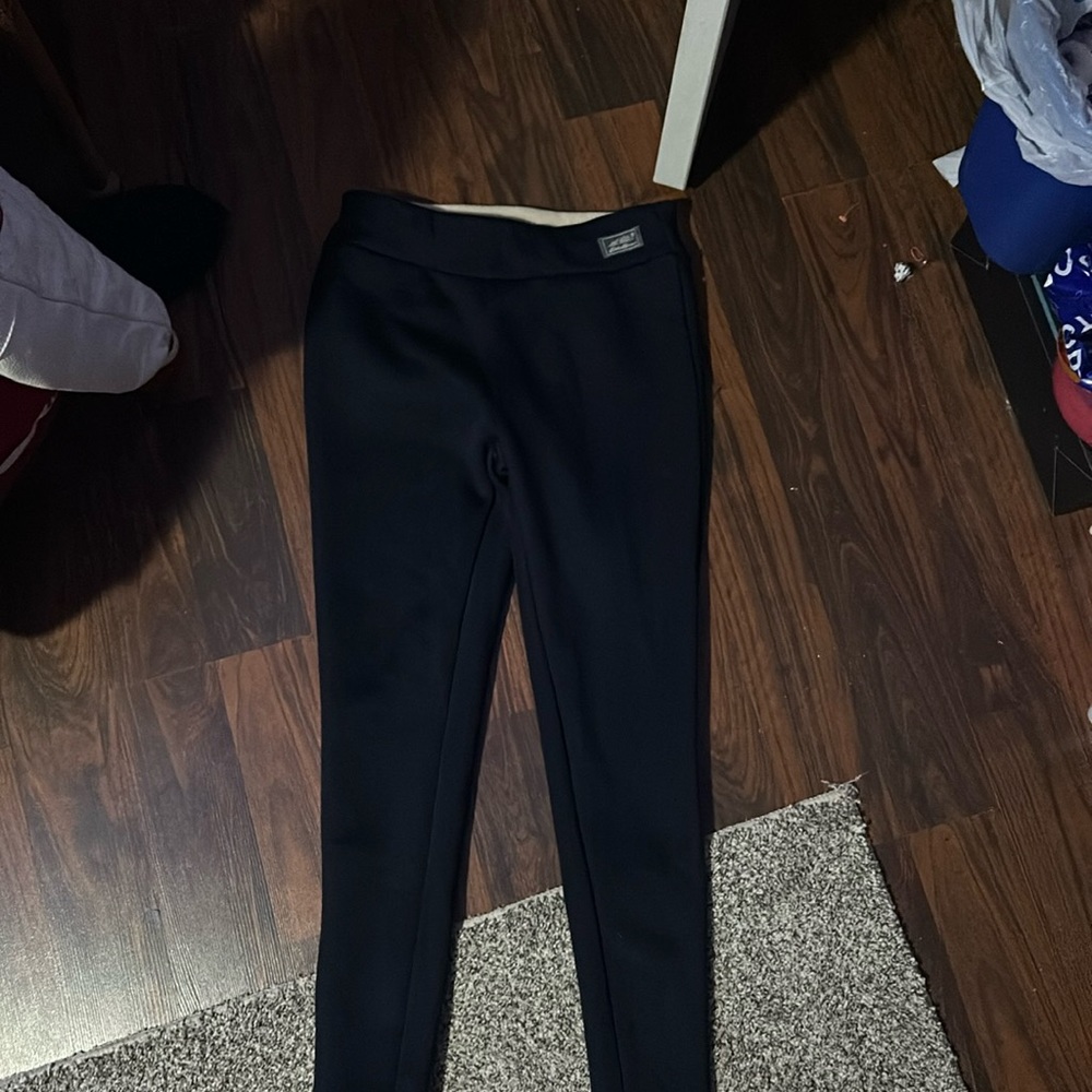 BRAND NEW WITHOUT TAGS